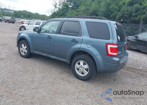 2011 Ford Escape from USA, damaged, VIN 1FMLU9DG6BKB43521